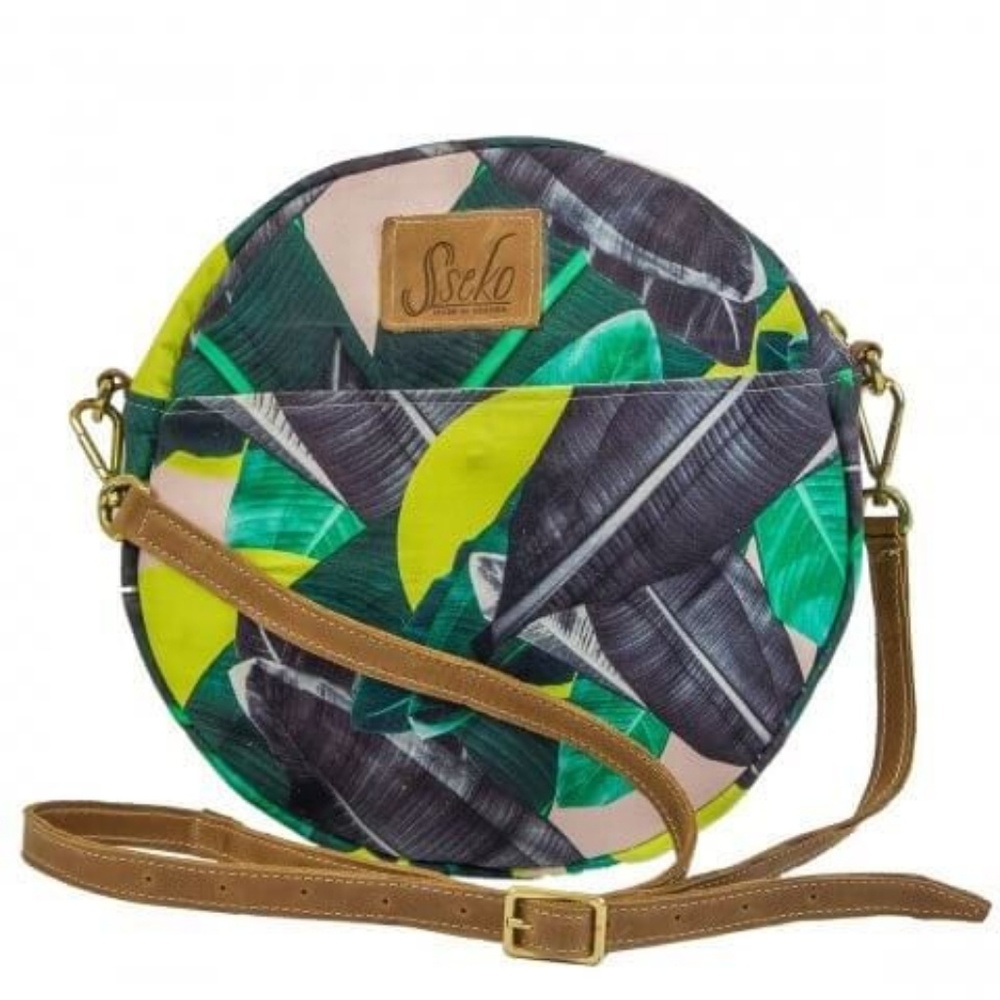 Sseko palm round purse